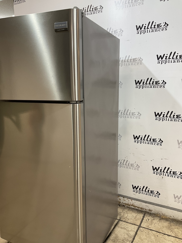 Frigidaire Refrigerator Top and Bottom 30x66 (Stainless steel) 