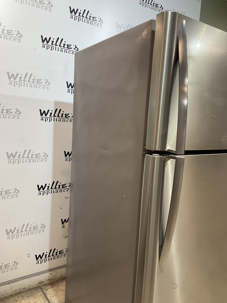Frigidaire Refrigerator Top and Bottom 30x65 1/2” (Stainless Steel) 