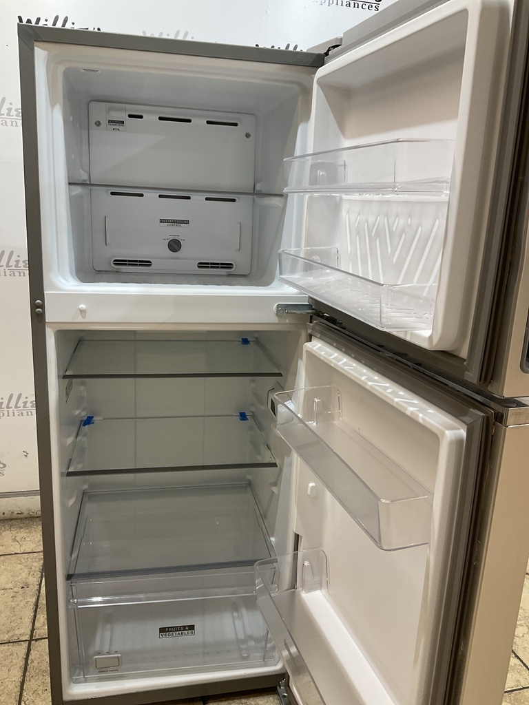 Whirlpool Refrigerator Top and Bottom 24x61 