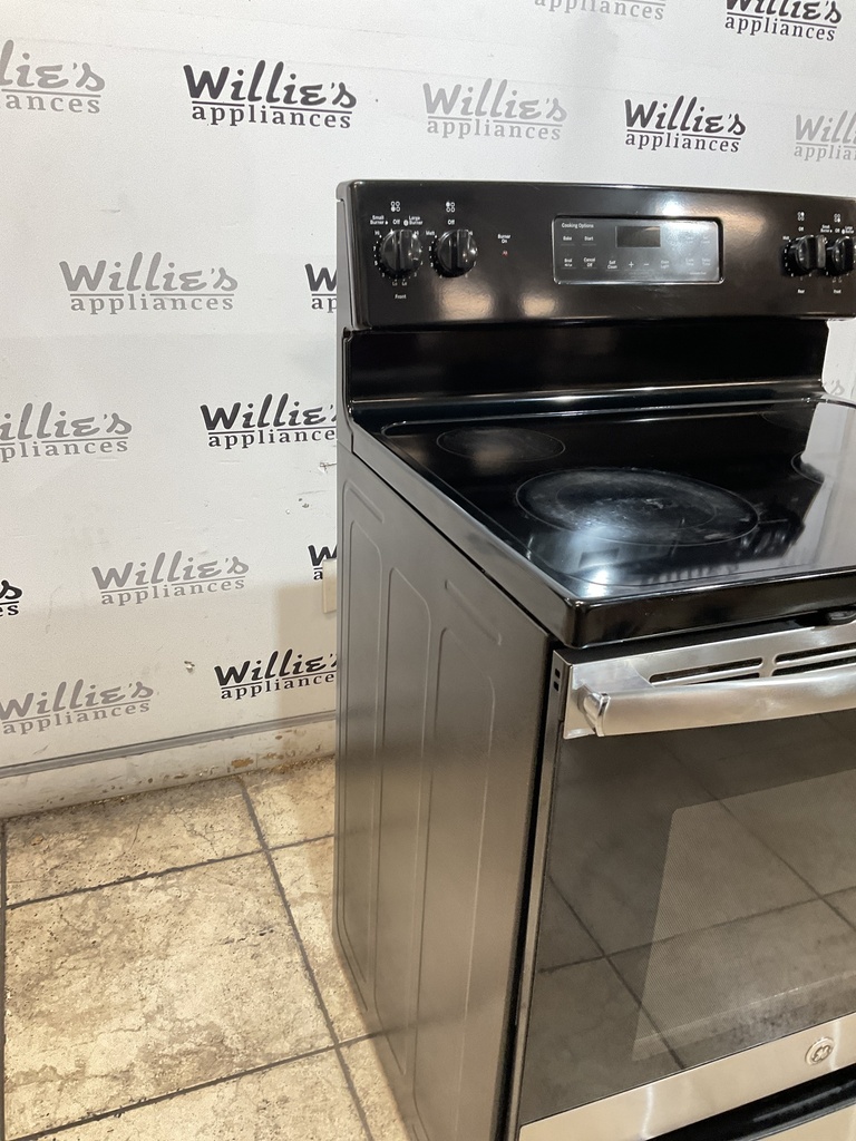 Ge Electric Stove 220volts (40/50 AMP) 30inches {3 prong} (Stainless steel) 