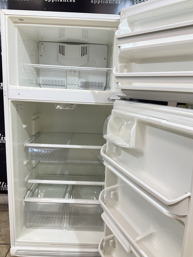 Frigidaire Refrigerator Top and Bottom 30x65 1/2” (White) 