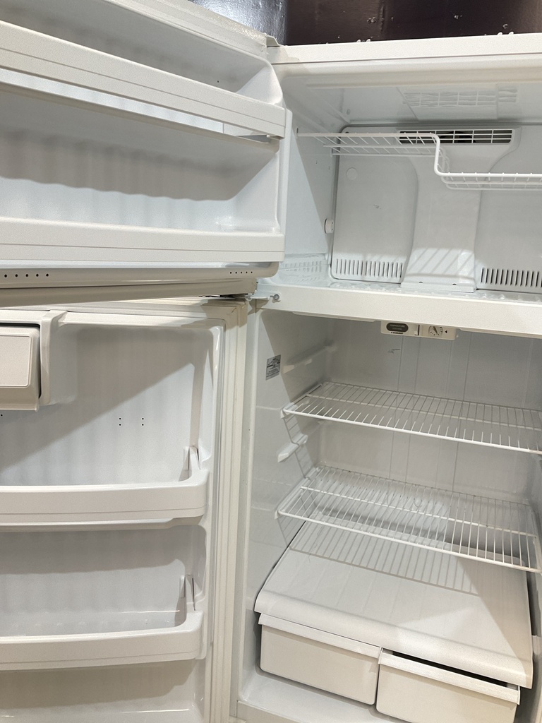 Hotpoint Refrigerator Top and Bottom 28x61 1/2” (White) 
