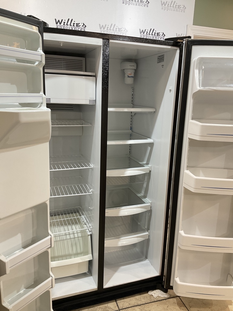 Ge Refrigerator Side By Side 36x70 (Stainless Steel) 