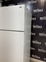 Hotpoint Refrigerator Top and Bottom 28x64 1/2” (white) 