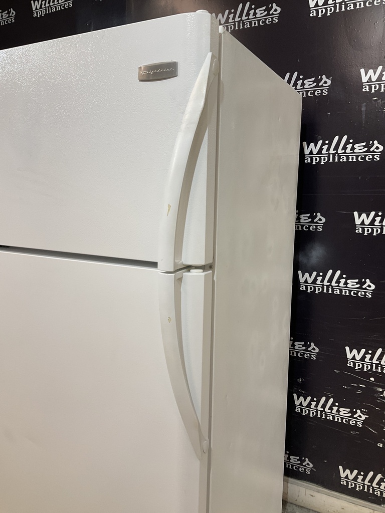 Frigidaire Refrigerator Top and Bottom 30x66 1/2” (White) 
