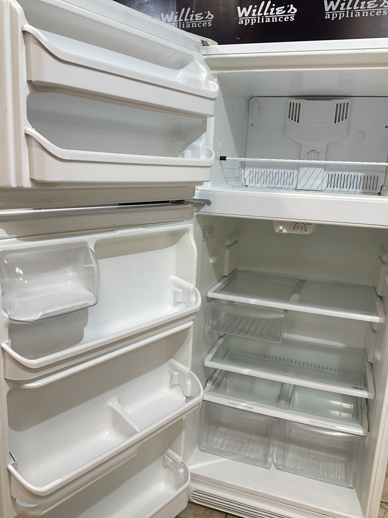 Frigidaire Refrigerator Top and Bottom 30x66 1/2” (White) 