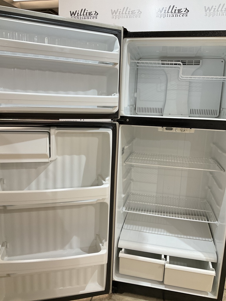Hotpoint Refrigerator Top and Bottom 28x64 1/2” (Stainless Steel) 