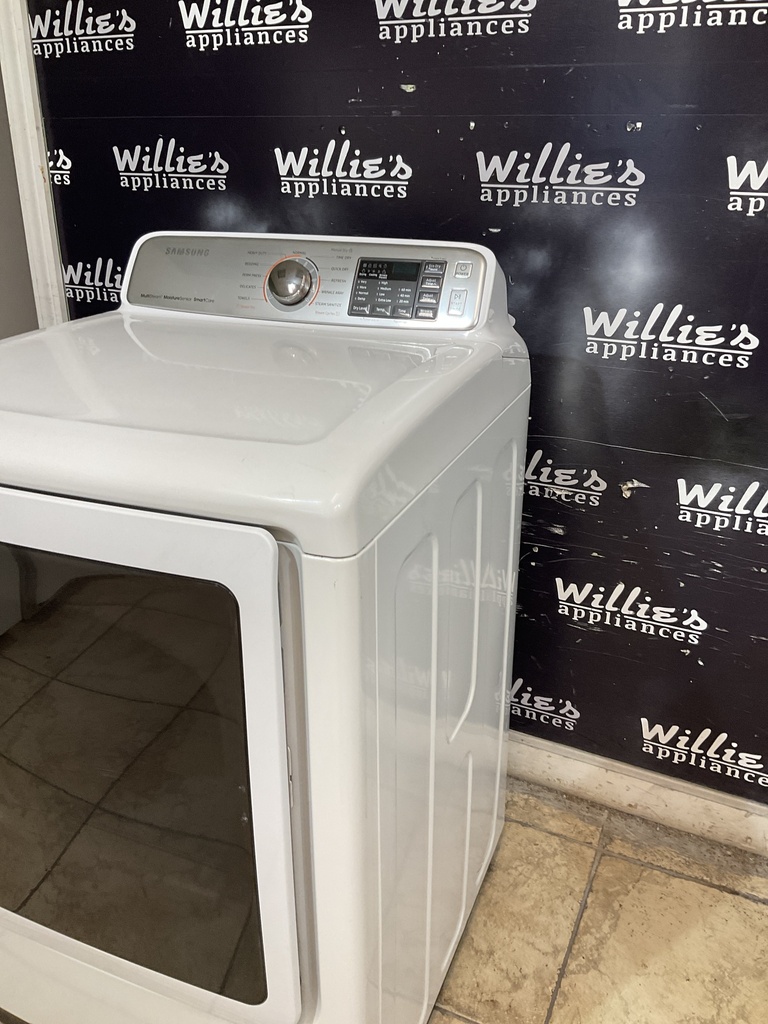 Samsung Electric Dryer 220volts (30 AMP) 27inches {4 prong} (White) 