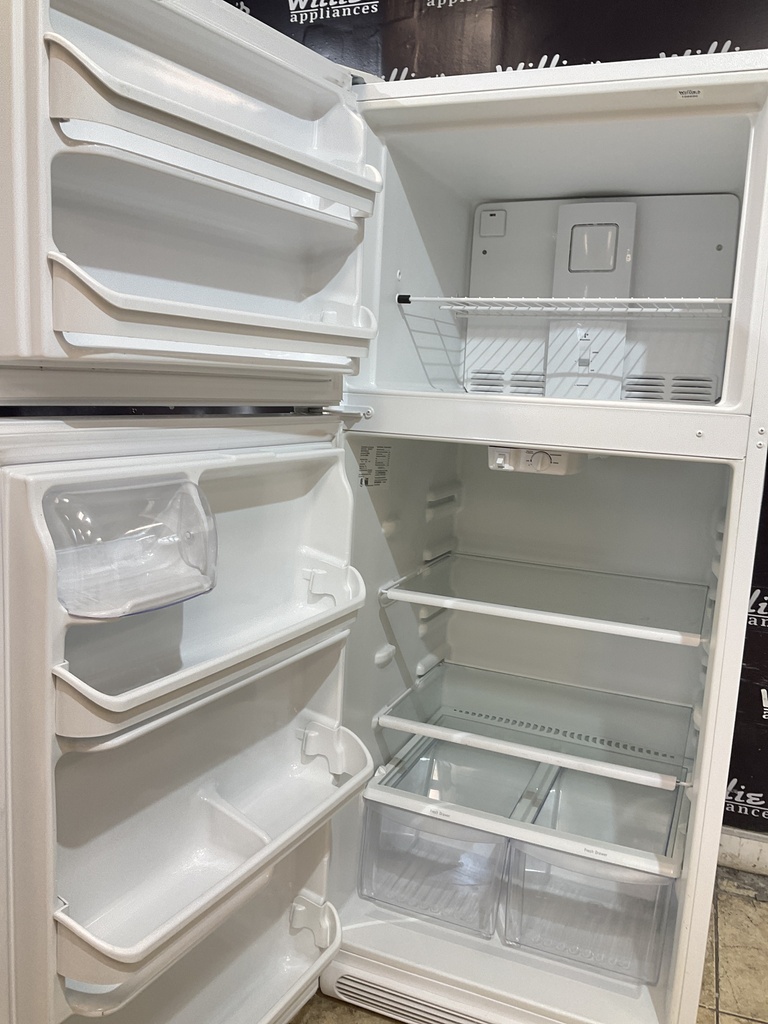 Frigidaire Refrigerator Top and Bottom 30x69 (White) 