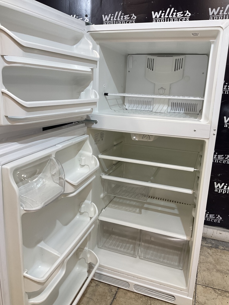 Frigidaire Refrigerator Top and Bottom 28x61 1/2” (White) 