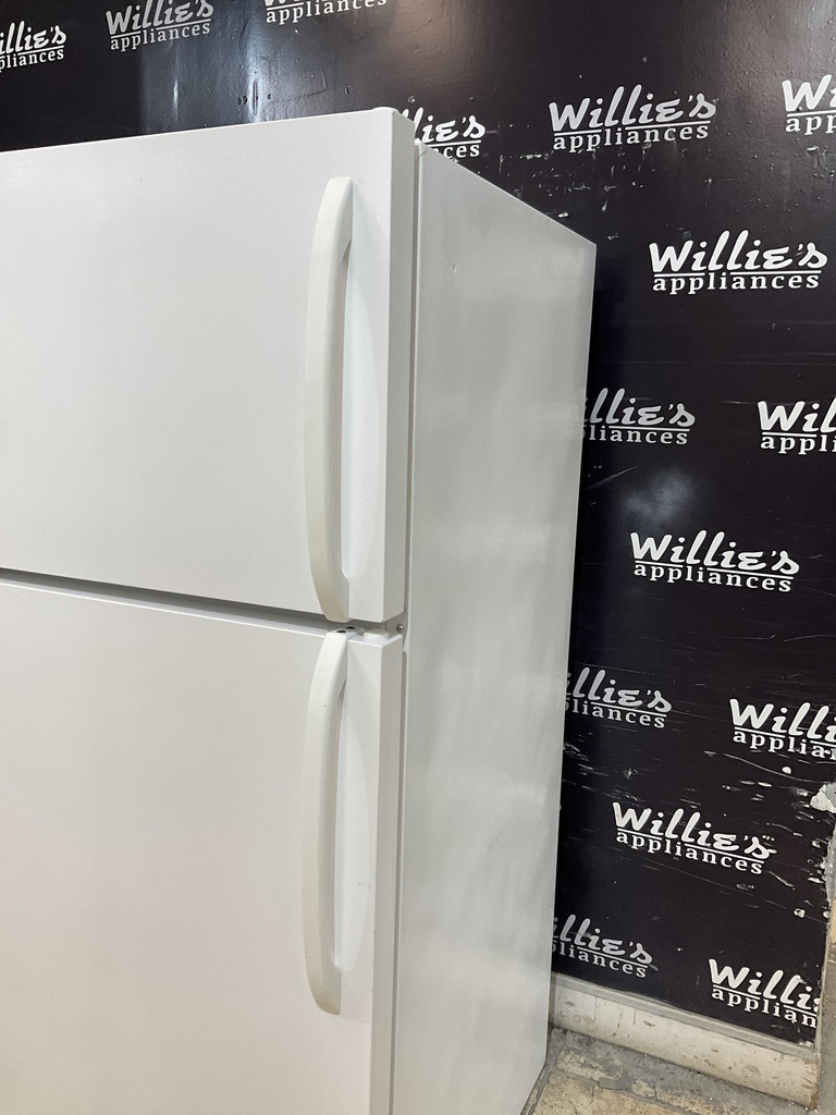 Frigidaire Refrigerator Top and Bottom 28x61 1/2” (White) 