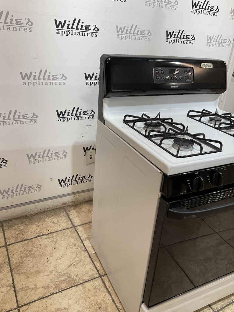 Hotpoint Gas Propane Stove 30inches (White/Black)  