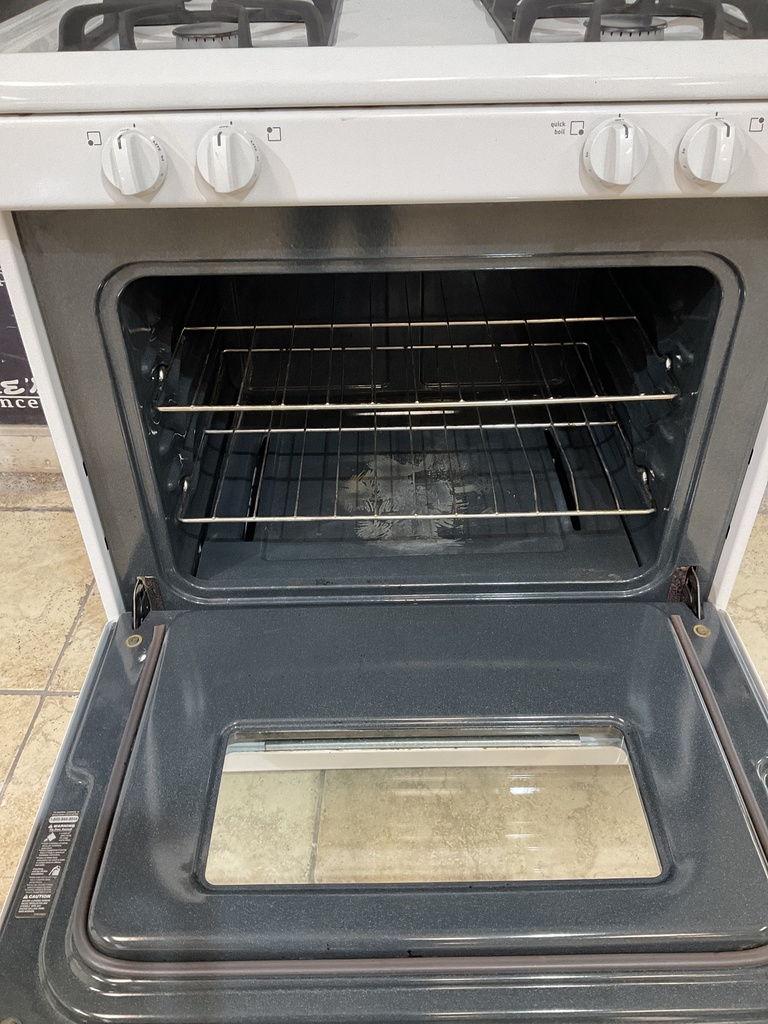 Frigidaire Gas Propane Stove 30inches (white) 
