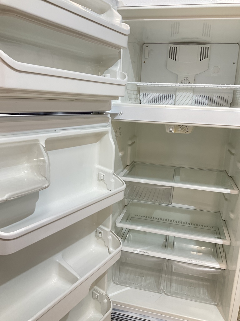 Frigidaire Refrigerator Top and Bottom 30x65 1/2” (White) 