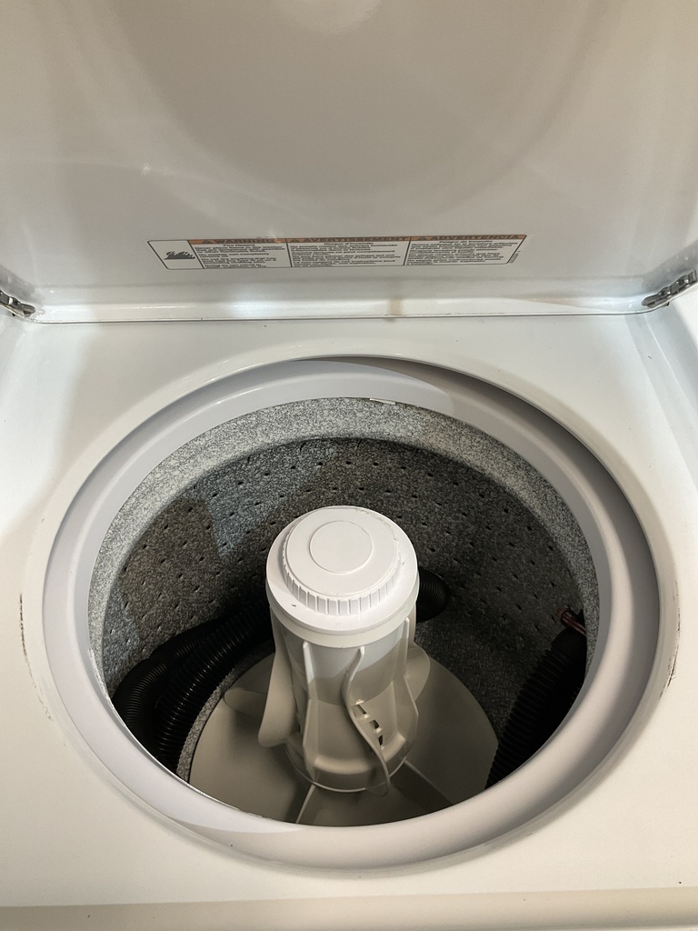 Whirlpool Electric Unit Stackable 220volts (30AMP) 24x71 {no card} (white) 