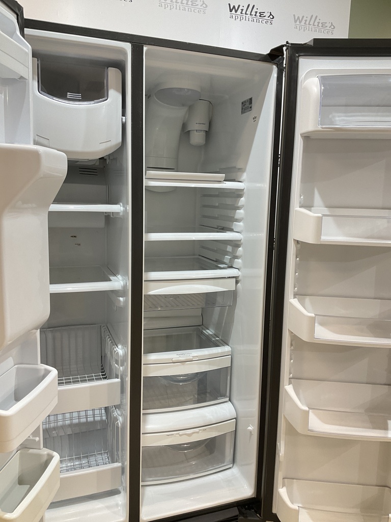 Ge Refrigerator Side by Side 36x70 (Stainless)  
