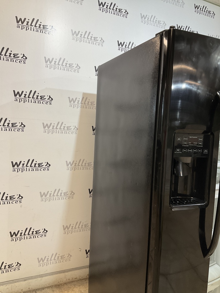 Ge Refrigerator Side by Side 36x69 1/2” (Black) 