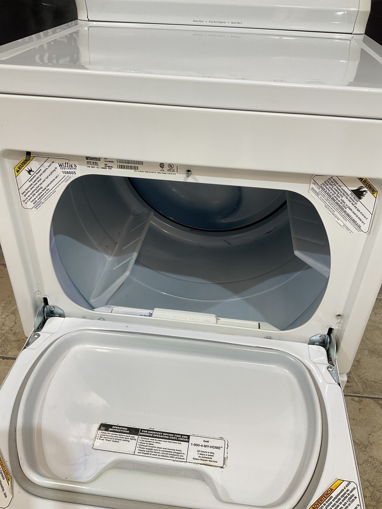 Kenmore Electric Dryer 220volts (30 AMP) 29inches {4 prong} (White) 