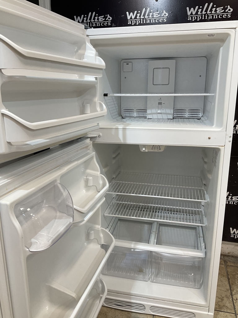 Frigidaire Refrigerator Top and Bottom 28x59 1/2” (White) 