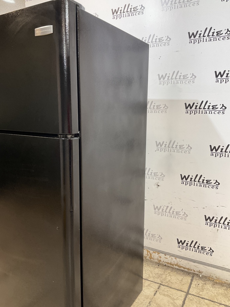 Frigidaire Refrigerator Top and Bottom 30x66 (Black) 