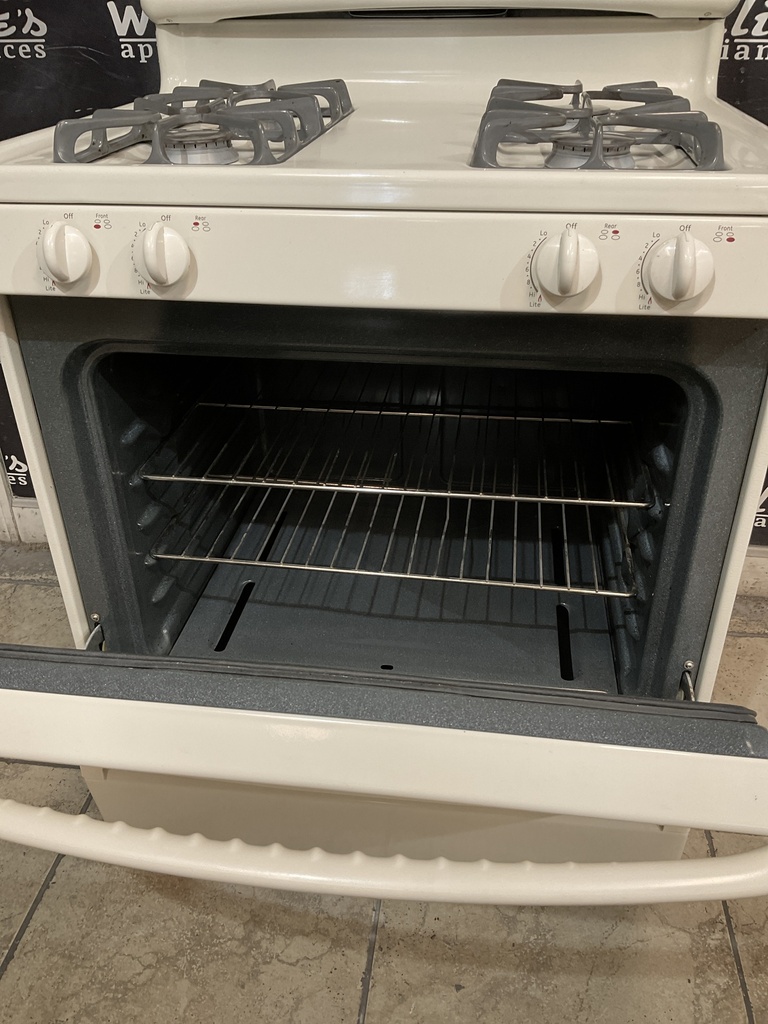 Ge Natural Gas stove 30inches (Bisque) 