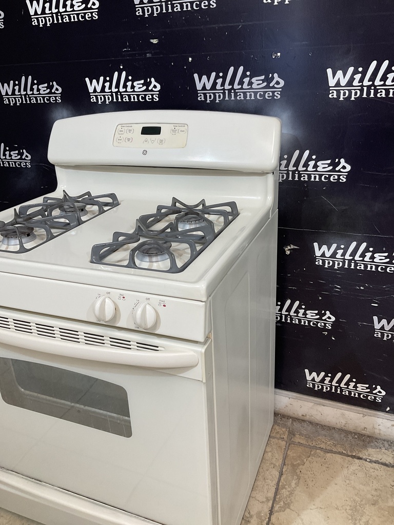 Ge Natural Gas stove 30inches (Bisque) 