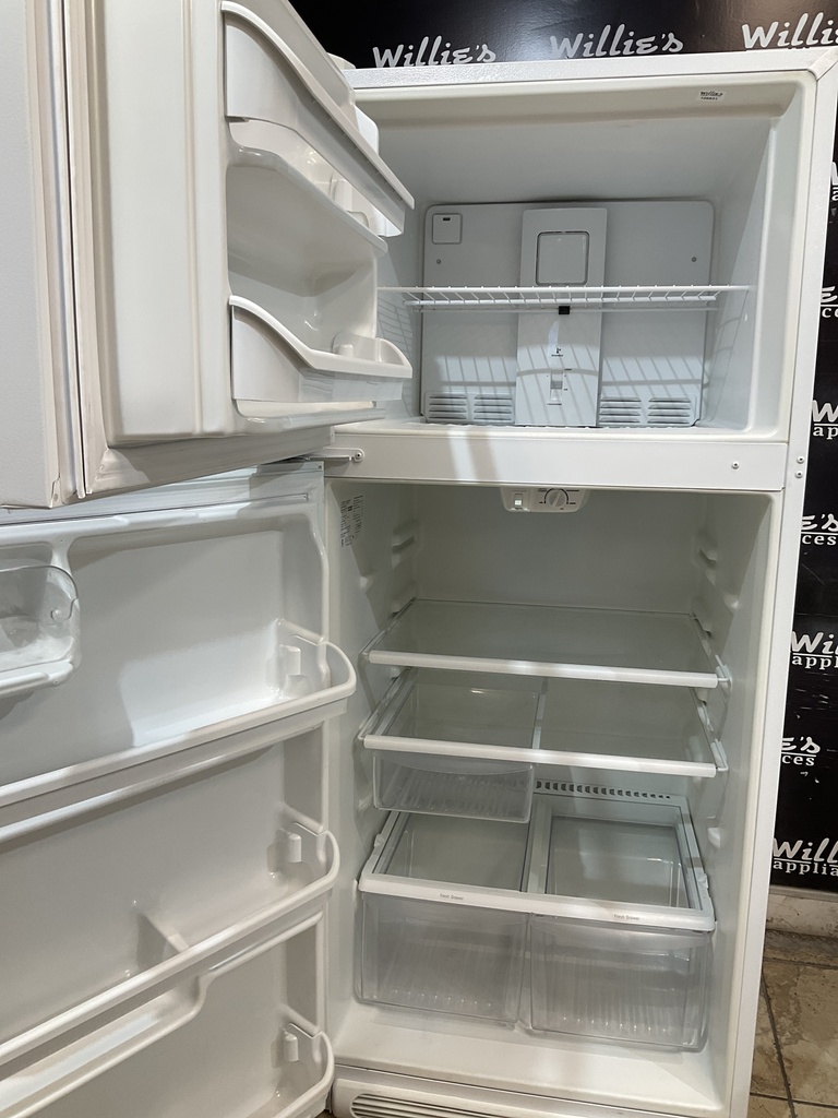 Frigidaire Refrigerator Top and Bottom 30x68 1/2” (White) 