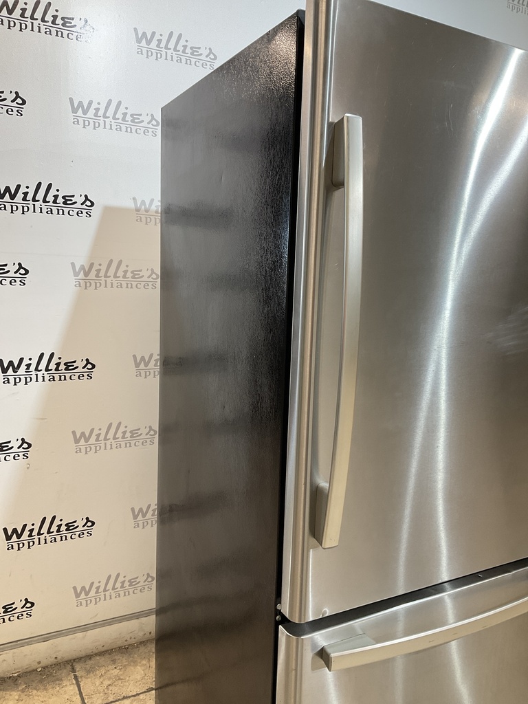 Whirlpool Top and Bottom Mount 33x69 1/2” (stainless Steel) 