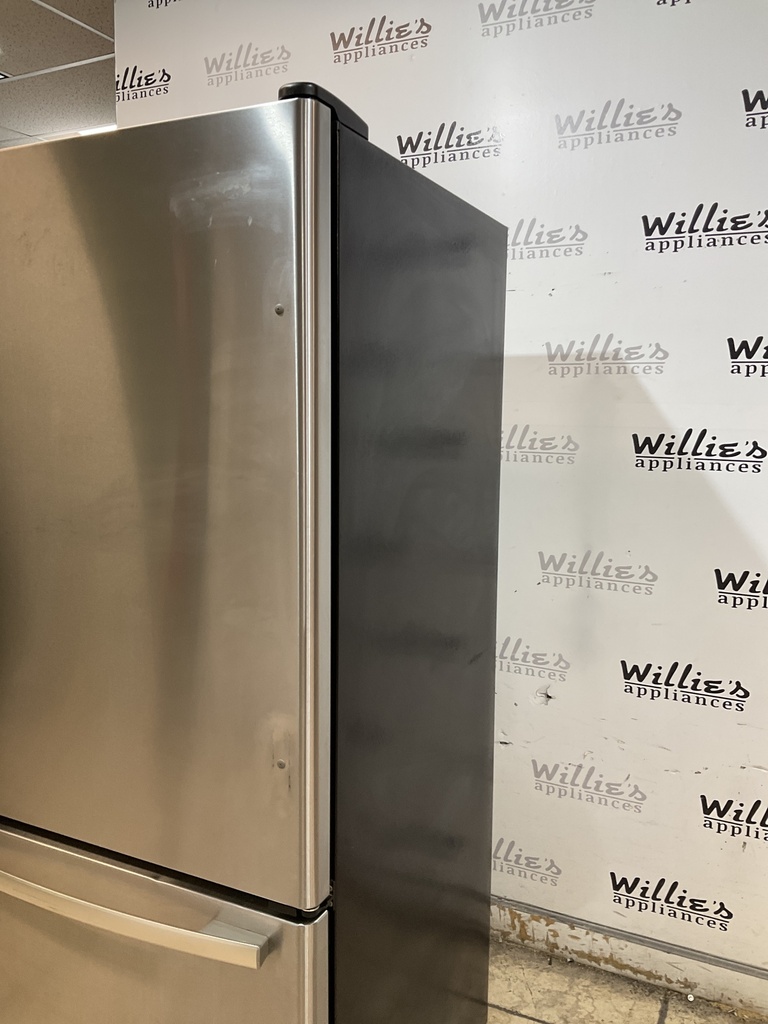 Whirlpool Top and Bottom Mount 33x69 1/2” (stainless Steel) 