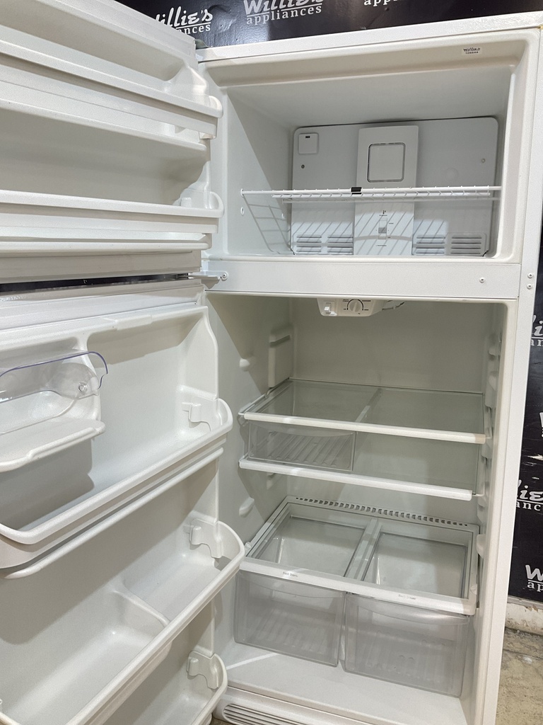 Frigidaire Refrigerator Top and Bottom 30x65 1/2” (White)