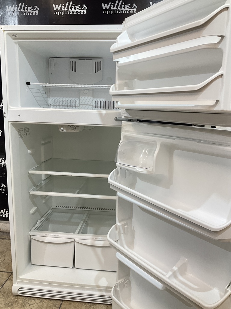 Frigidaire Refrigerator Top and Bottom 30x66 (White)