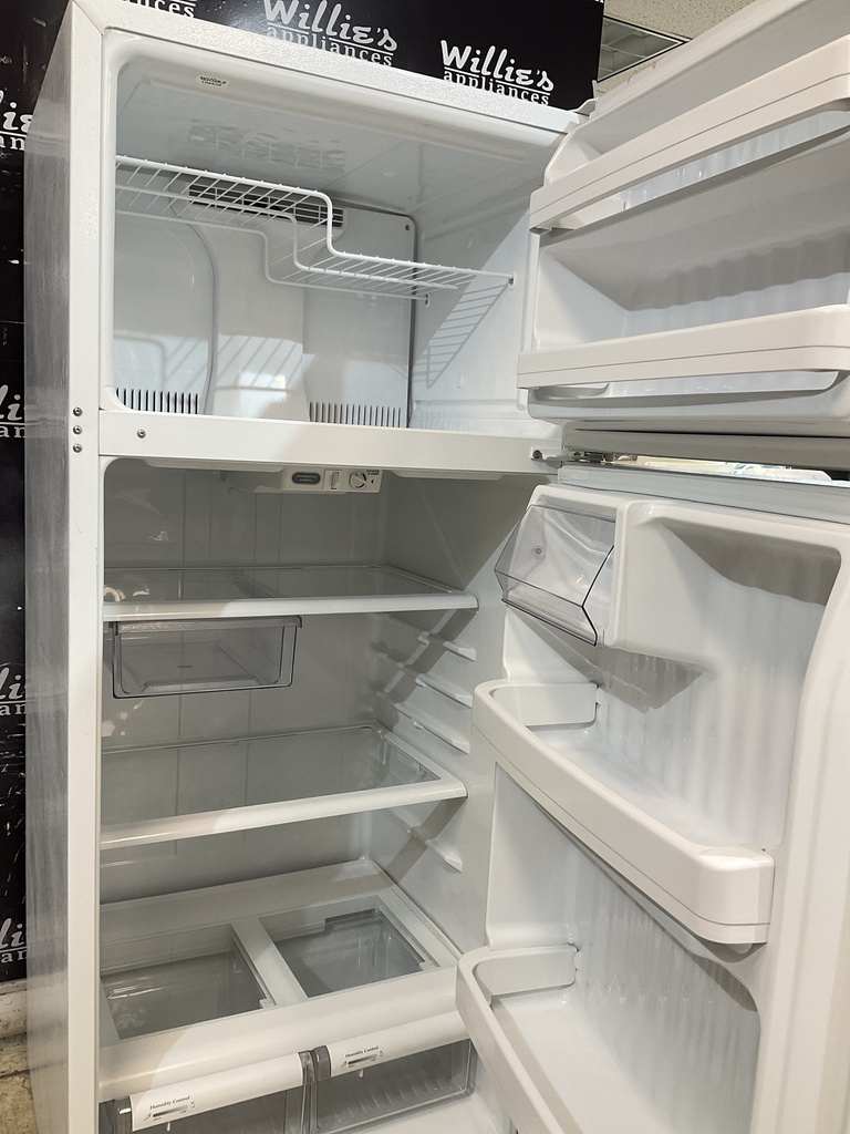 Ge Refrigerator Top and Bottom 28x67 1/2” (white) 