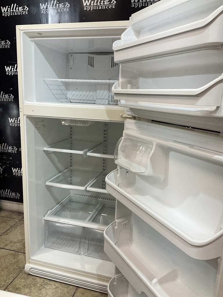 Frigidaire Refrigerator Top and Bottom 30x65 1/2” (bisque) 