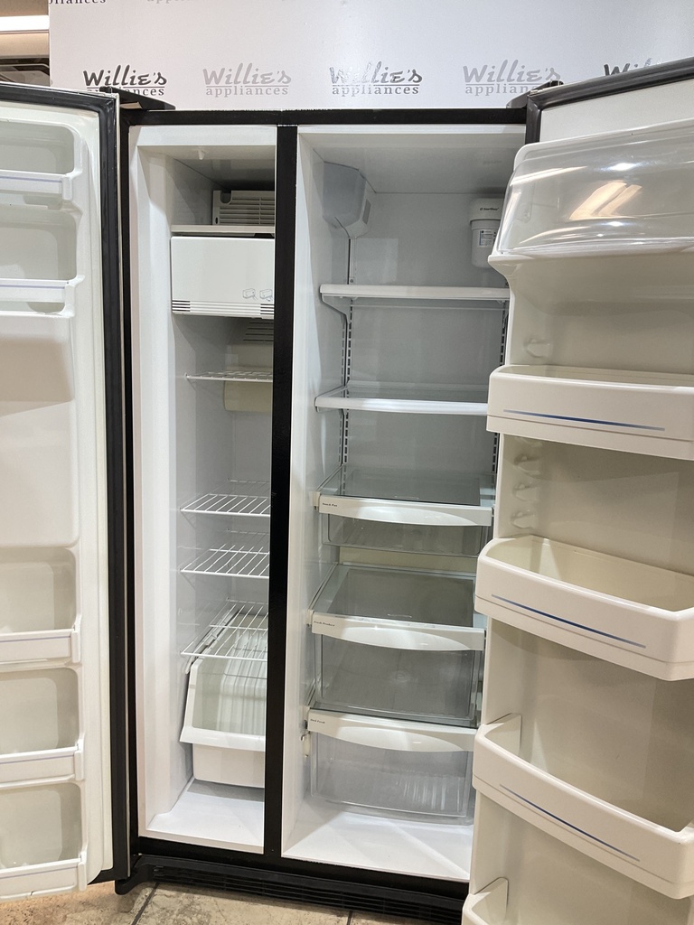 Ge Refrigerator Side by Side 34x67 1/2” (Stainless Steel) 