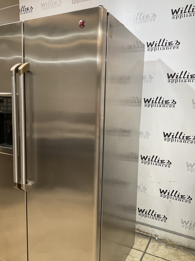 Ge Cafe Refrigerator Side by Side 36x69 1/2” (Stainless Steel)