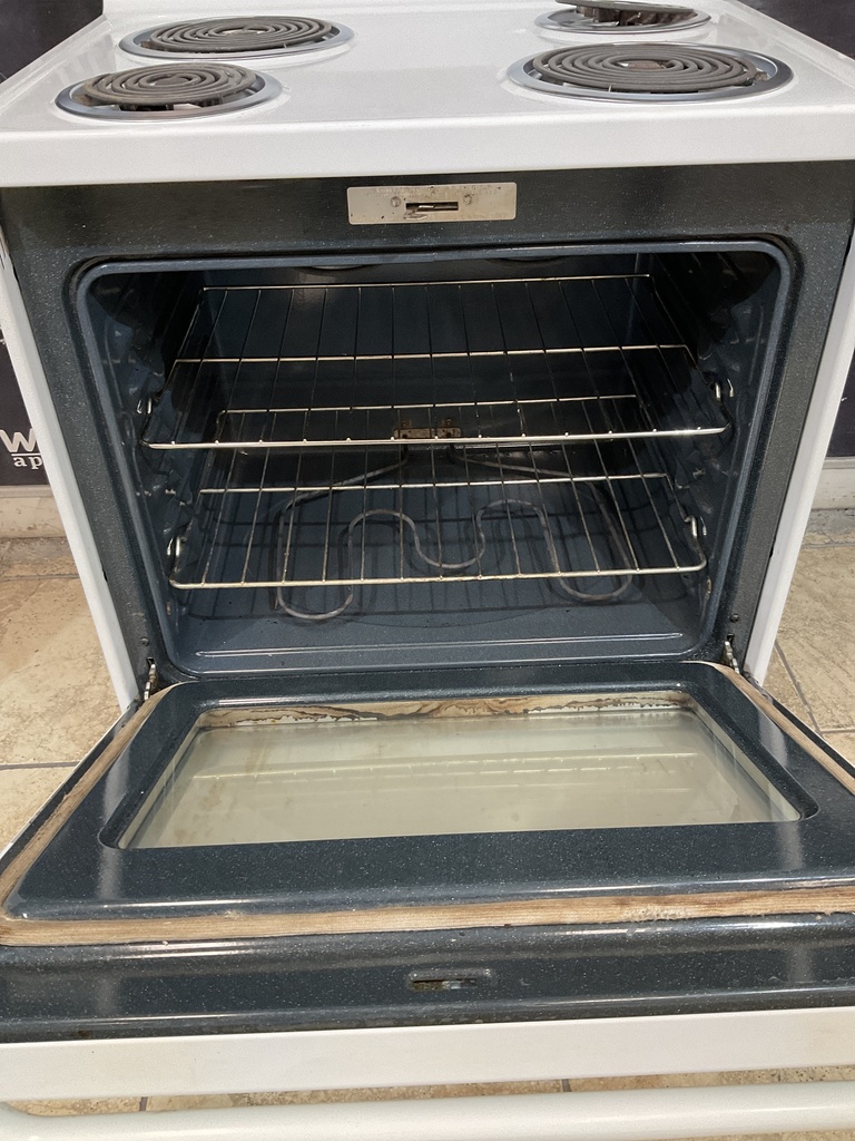 Ge Electric Stove 220volts (40/50 AMP) 30inches {no cord} (White) 