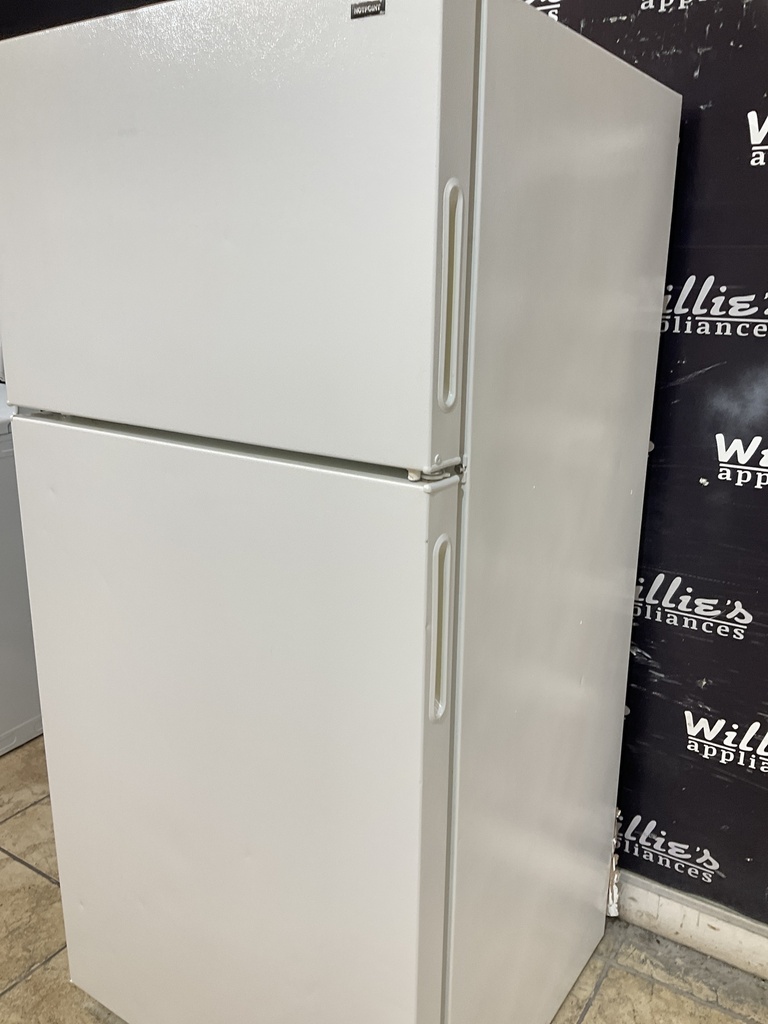 Hotpoint Refrigerator Top and Bottom 28x61 1/2” (White) 