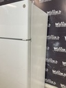Ge Refrigerator Top and Bottom 28x67 (White) 
