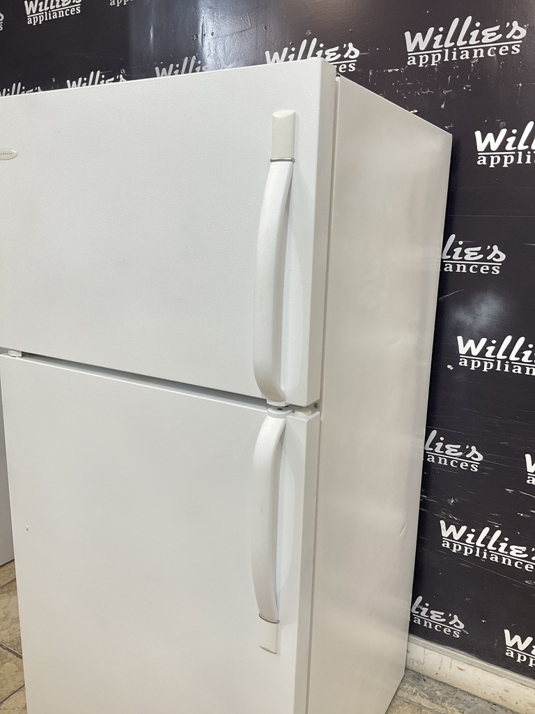 Frigidaire Refrigerator Top and Bottom 28x59 1/2” (White) 