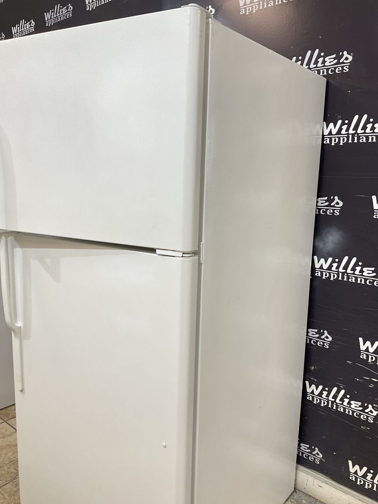 Ge Refrigerator Top and Bottom 30x66 1/2” (White) 