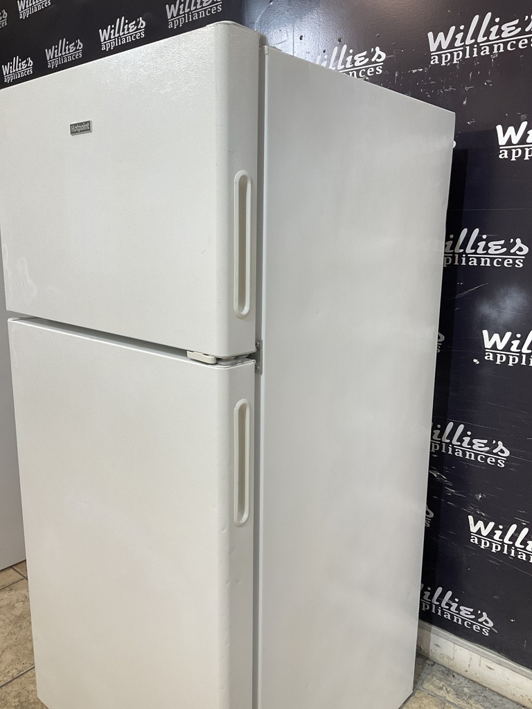 Hotpoint Refrigerator Top and Bottom 28x61 1/2” (White) 