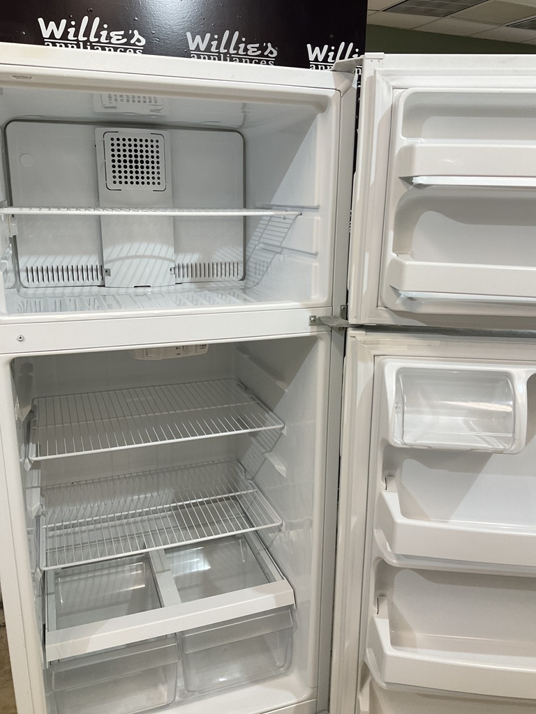 Hotpoint Refrigerator Top and Bottom 28x61 1/2” (White) 