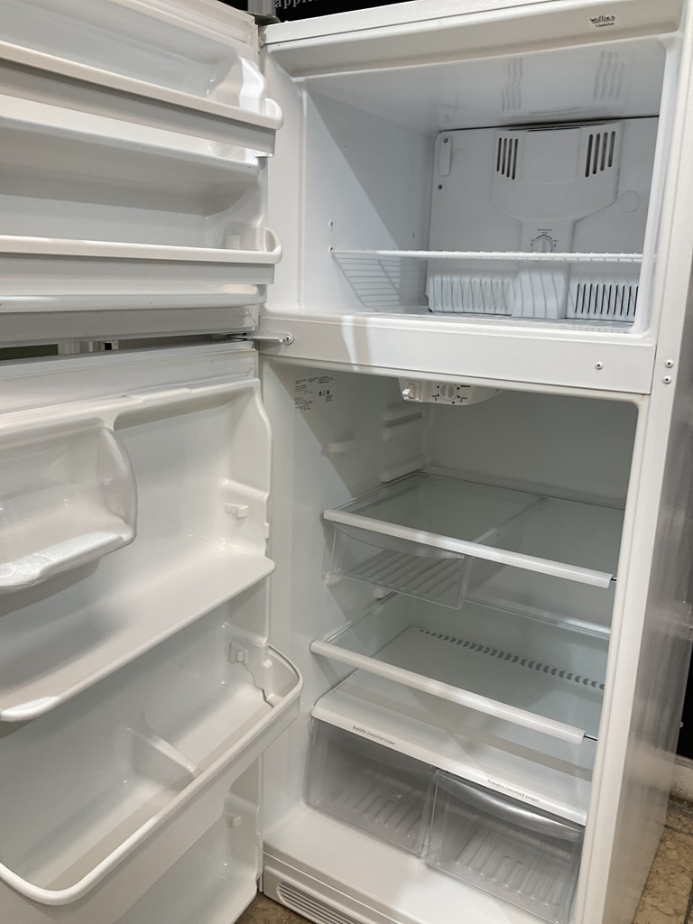 Frigidaire Refrigerator Top and Bottom 28 1/2” x 65l (White) 
