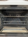 Frigidaire Electric Stove 220volts (40/50 AMP) 30inches {4 prong} (white)