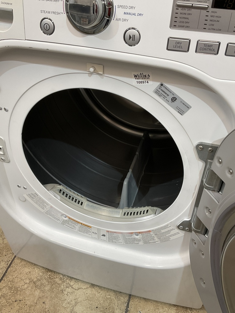 Lg Electric Dryer 220volts (30 AMP) 27inches {no cord} (White)