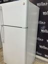 Ge Refrigerator Top and Bottom 28x64 1/2” (White) 