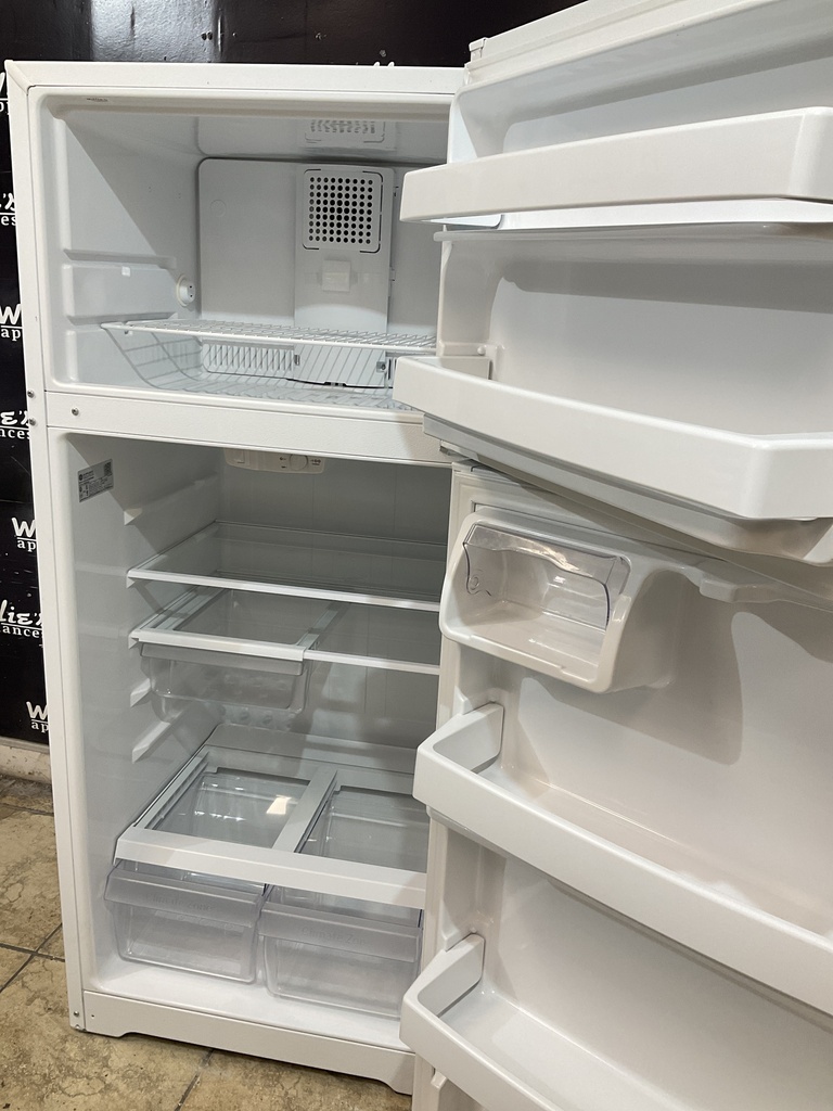 Ge Refrigerator Top and Bottom 28x64 1/2” (White) 
