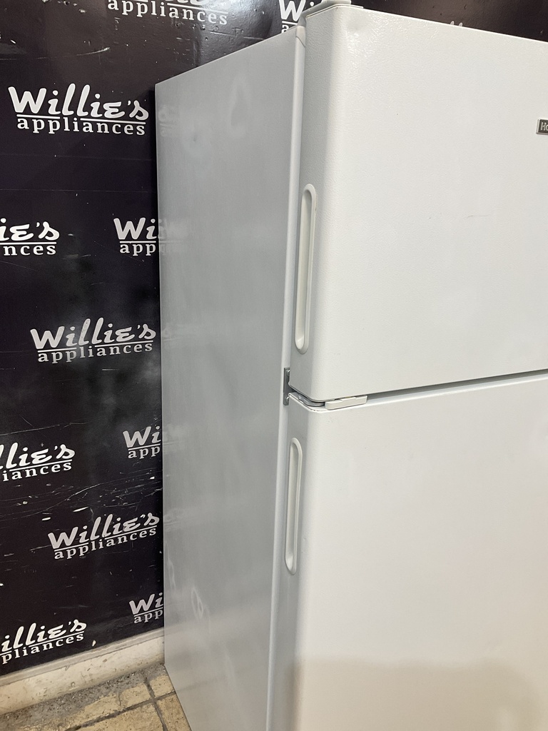 Hotpoint Refrigerator Top and Bottom 28x61 1/2” (White) 