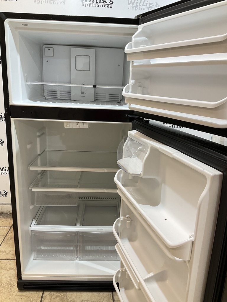 Frigidaire Refrigerator Top and Bottom 30x66 (Black) 