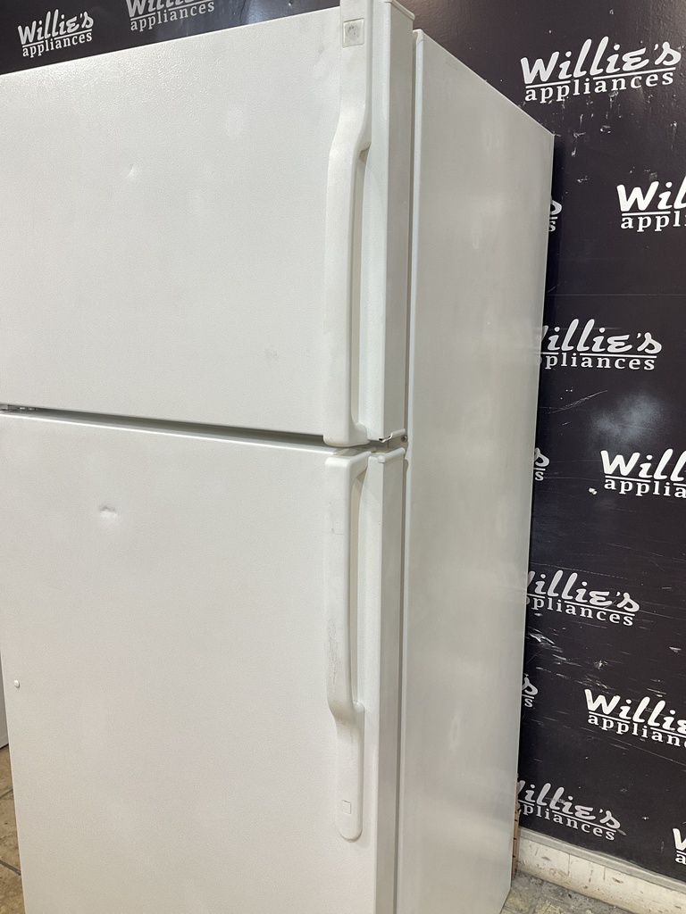Ge Refrigerator Top and Bottom 28x64 1/2” (White) 